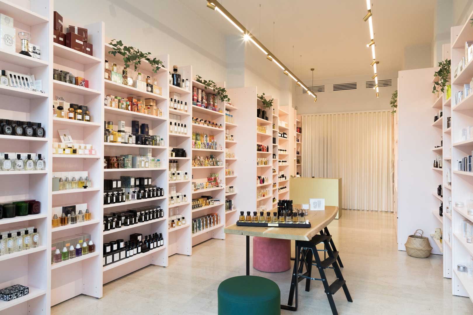 50 ml Flawless Milano The Lifestyle Guide