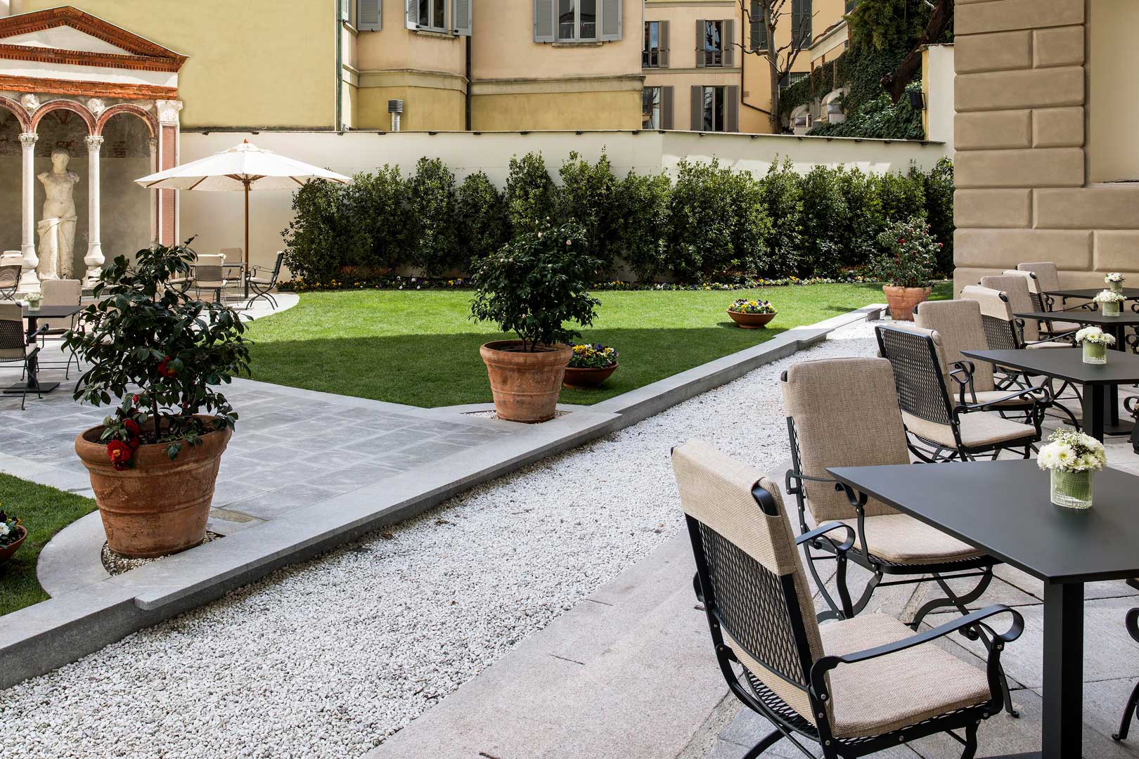 The Best Restaurants With A Garden In Milan Flawless Milano
